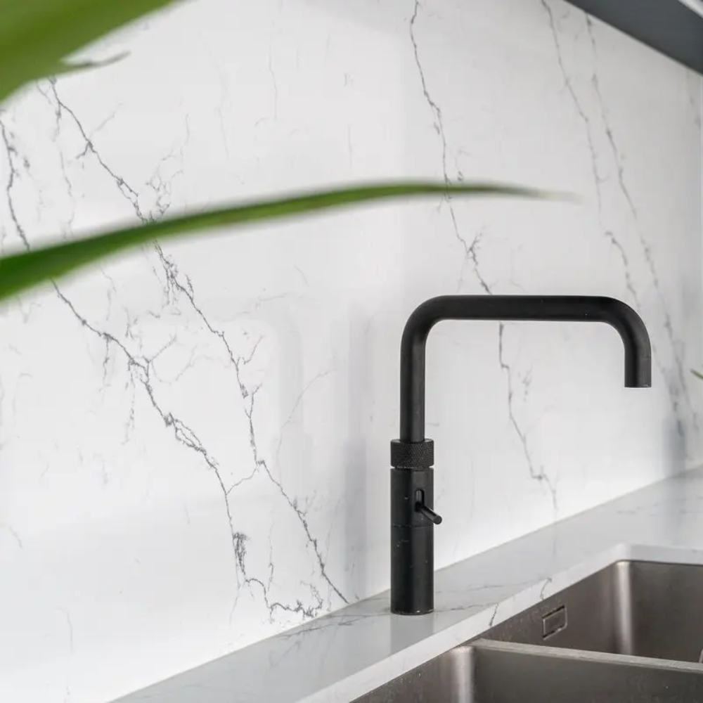 plan de travail en quartz blanc