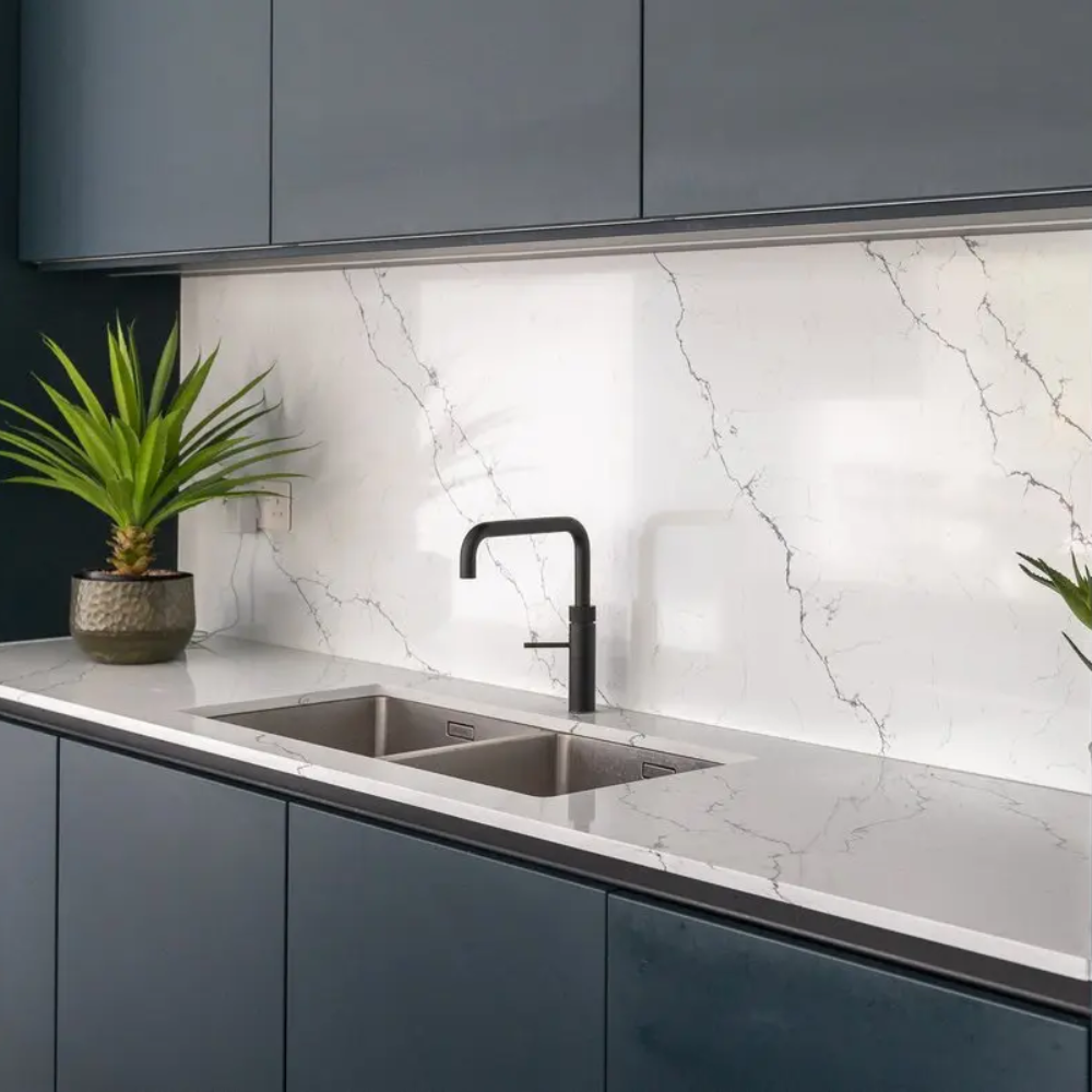 plan de travail en quartz blanc