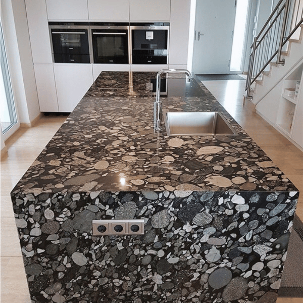 ilot central en granit Marinace