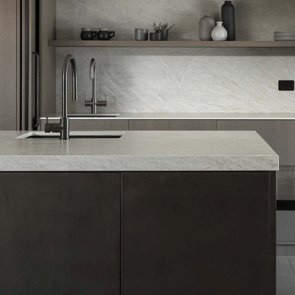 Ilot central dekton , cuisine moderne