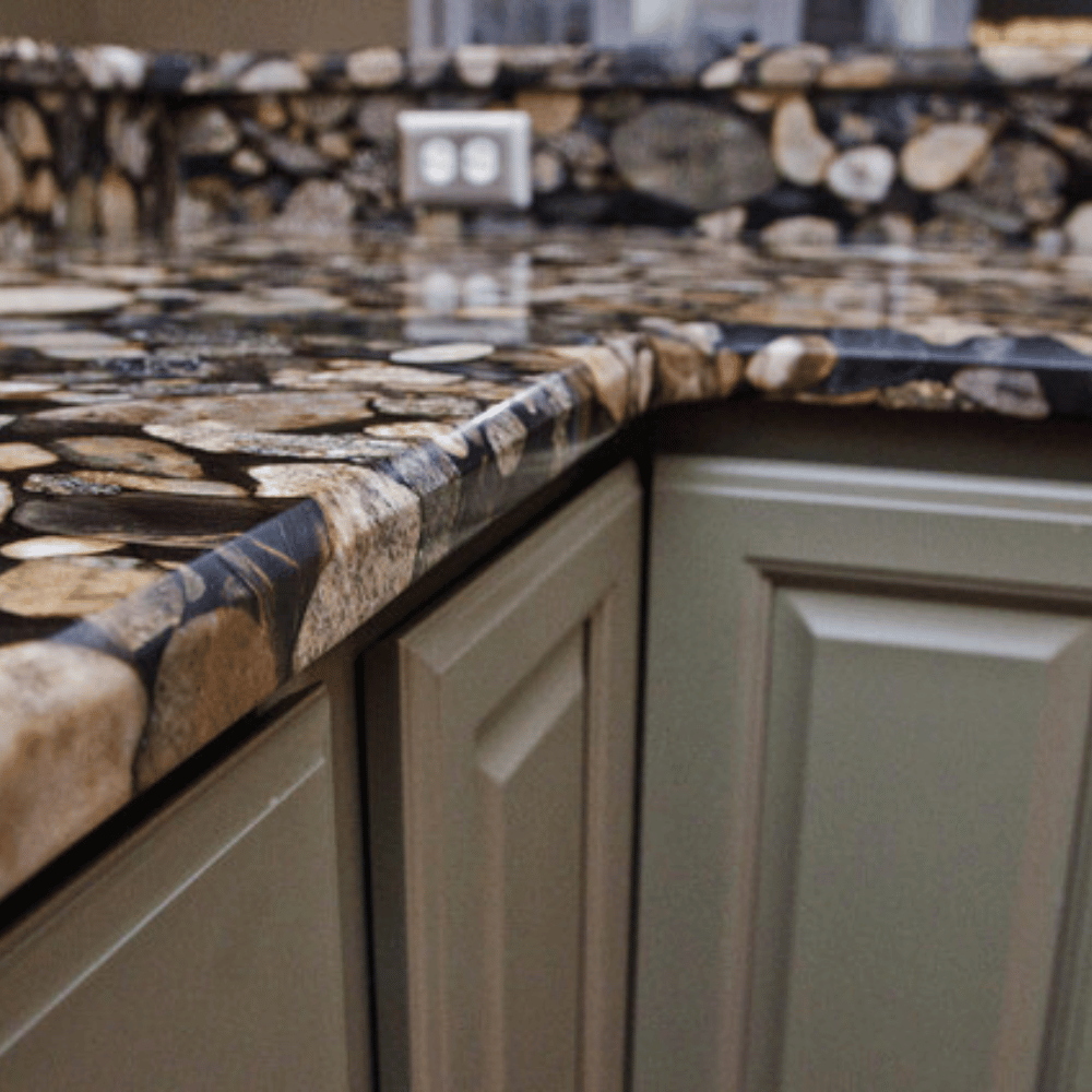 plan de travail en granit noir marinace