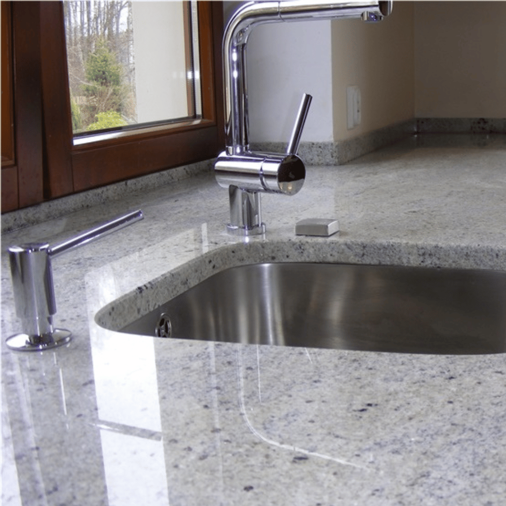 plan de travail en granit "Kashmir White"