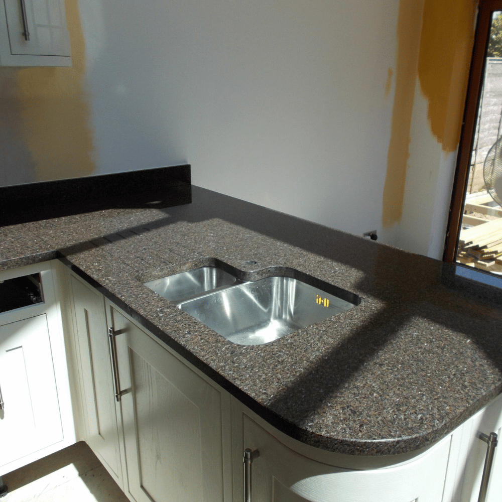 plan de travail granit marron