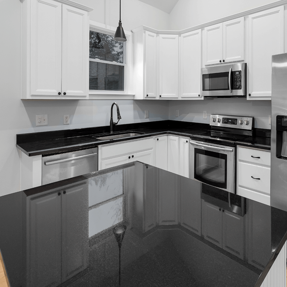 Plan de travail granit noir "JET BLACK"