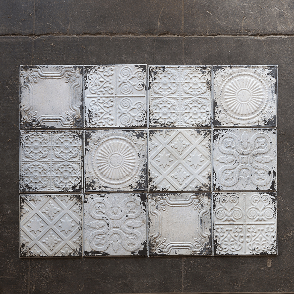 lot de plaque en metal industrielle